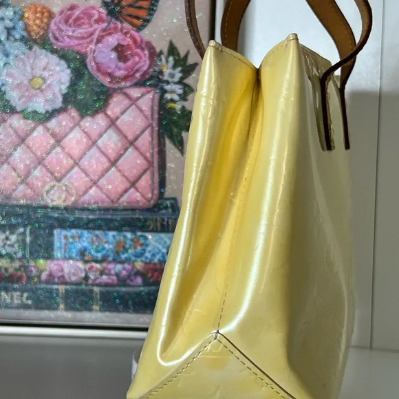🔥🔥Louis Vuitton Cream Monogram Vernis Tote - Picture 6 of 12